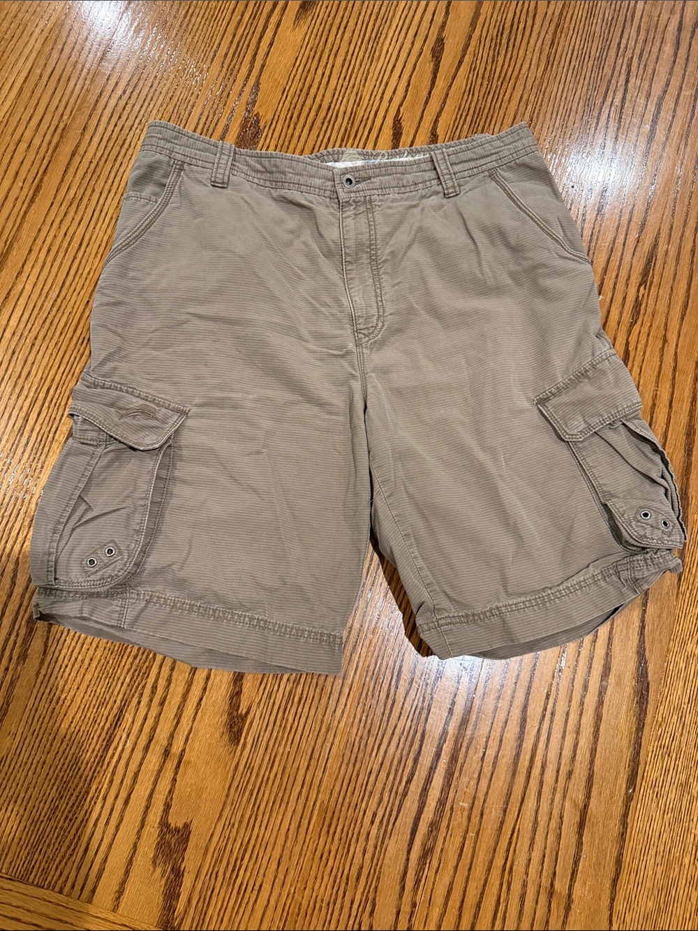 Tommy Bahama Tan Cargo Shorts with Pocket Flaps